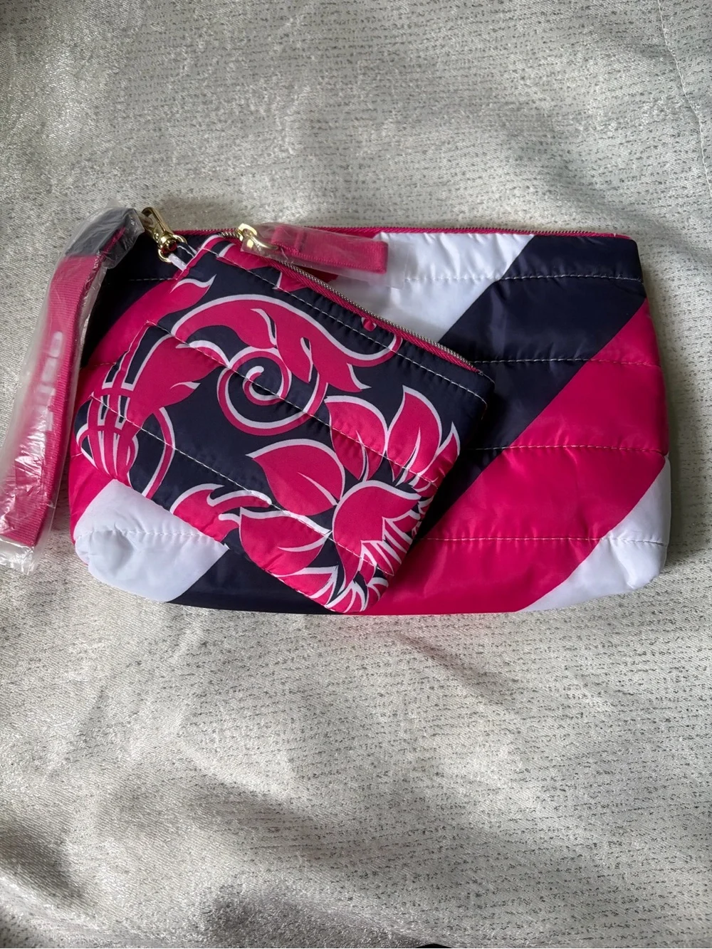 NWT Estée Lauder 2-Piece Puffy Quilted Cosmetic Bag Set – Pink & Navy Floral